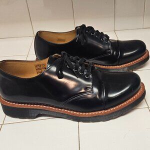 Dr. Martens Leigh Men's Shoes.